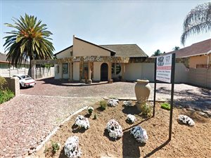 287 m² Office Space in Van Riebeeck Park