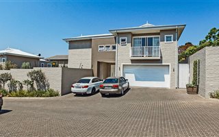 4 Bedroom Cluster in Rivonia