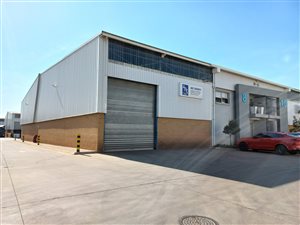 1158 m² Industrial space in Pomona