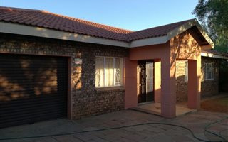 3 Bedroom House in South Ridge