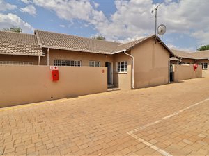 2 Bed Townhouse in Klopperpark