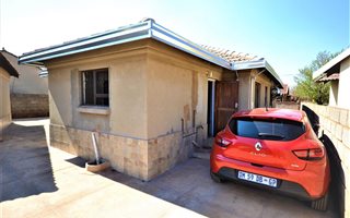 2 Bedroom House in Vosloorus