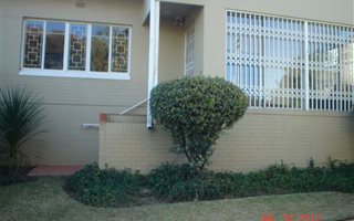 2 Bedroom House in Westdene
