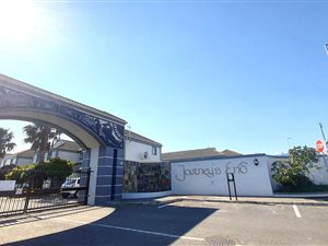 4 Bed Townhouse in Whispering Pines
