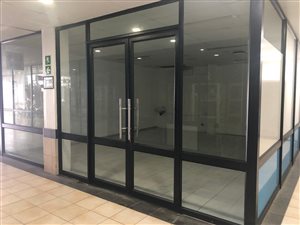 39 m² Commercial space in Umdloti Beach