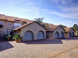2 Bed Townhouse in Fairland