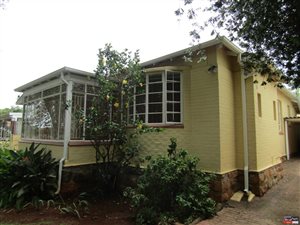 3 Bed House in Kensington