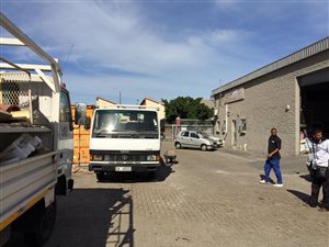 220 m² Industrial space in Athlone
