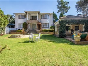 6 Bed House in Greenside