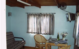 0.5 Bedroom Garden Cottage in Hout Bay and surrounds