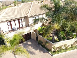 3 Bed Townhouse in Farrarmere