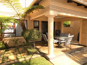 3 Bed Townhouse in Farrarmere