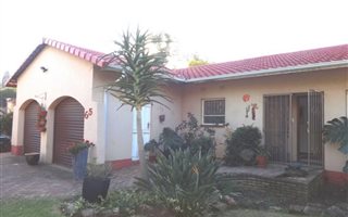 4 Bedroom House in Highway Gardens
