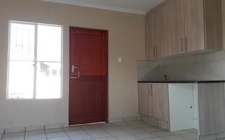 2 Bedroom Townhouse in Jukskei Park