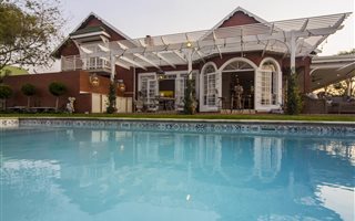 5 Bedroom House in Mt Edgecombe Estate 1 & 2