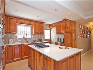 4 Bed House in Ottery