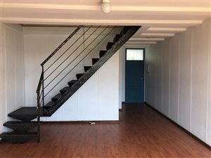 2 Bedroom Flat in Lynnwood Glen