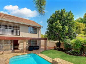 3 Bed Townhouse in Ferndale