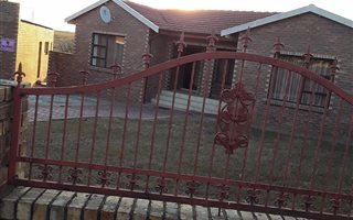 3 Bedroom House in Newcastle Central