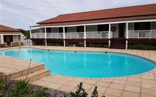 2 Bedroom Apartment in Keurboomstrand