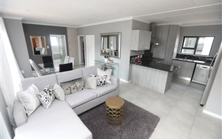 3 Bedroom House in Featherbrooke Estate
