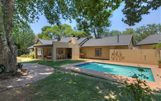 5 Bedroom House in Robin Hills