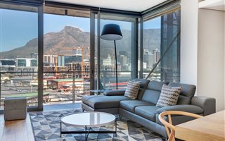 1 Bedroom Apartment in Waterfront