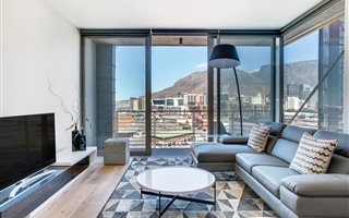 1 Bedroom Apartment in Waterfront