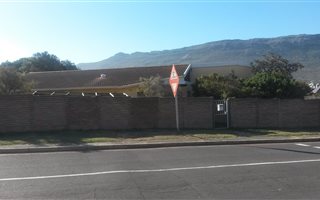 3 Bedroom House in Fish Hoek