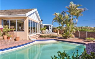 3 Bedroom House in Newton Park