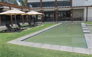 3 Bedroom Apartment in Olivedale