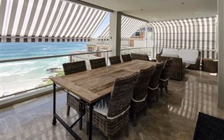 3 Bedroom Apartment in Clifton
