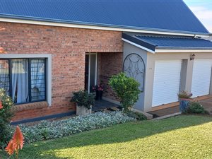 2 Bed House in St Johns Village