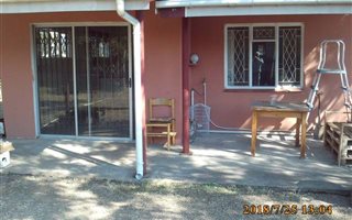 1 Bedroom Garden Cottage in Cleland