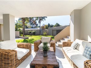 10 Bed House in Colbyn