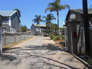 2 Bed Townhouse in Moreleta Park