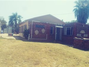 4 Bed House in Jan Niemand Park
