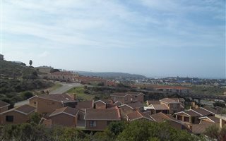 836 m² Land available in Menkenkop
