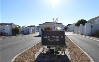 2 Bedroom House in Sunningdale
