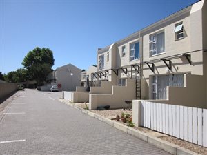 2 Bed Apartment in George South