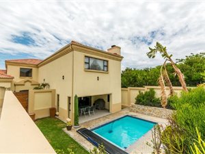 4 Bedroom House in Lovemore Park
