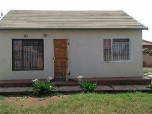 2 Bedroom House in Winterveldt