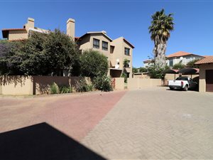 3 Bed Townhouse in Vaalpark