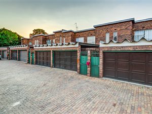 3 Bed Duplex in Benoni Central