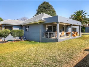 4 Bed House in Sydenham