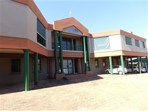 1100 m² Office Space in Ferndale