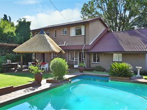 5 Bed House in Franklin Roosevelt Park
