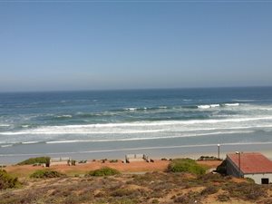 596 m² Land available in Strandfontein