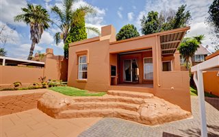 3 Bedroom Townhouse in Radiokop