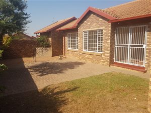 2 Bed Townhouse in Meyerspark